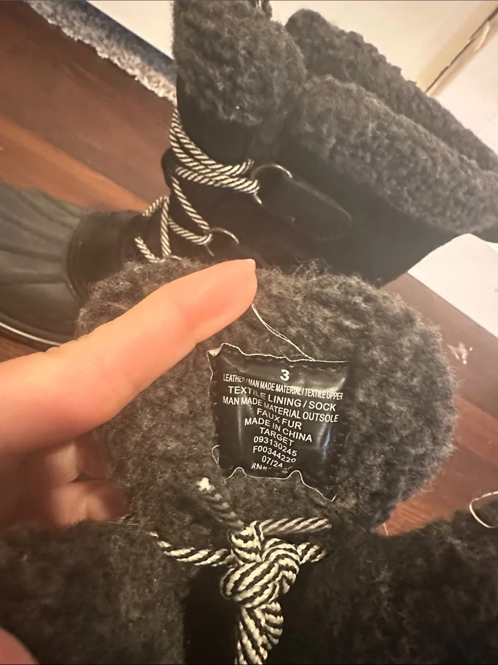 New! Never worn! Cat & Jack Black Winter Snow Boots with Faux Fur Trim